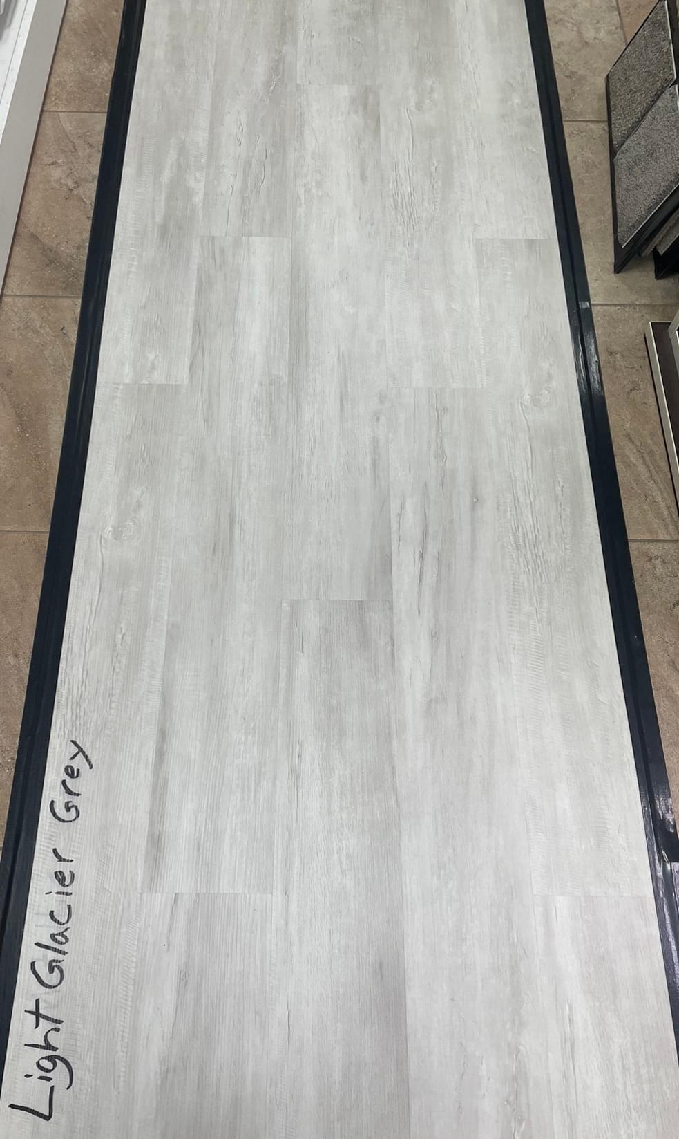Selkrik Vinyl Plank Flooring-Waterproof Click Lock Wood Grain-4.2mm SPC  Rigid Core Harbor SK70002 Sample : : Home Improvement